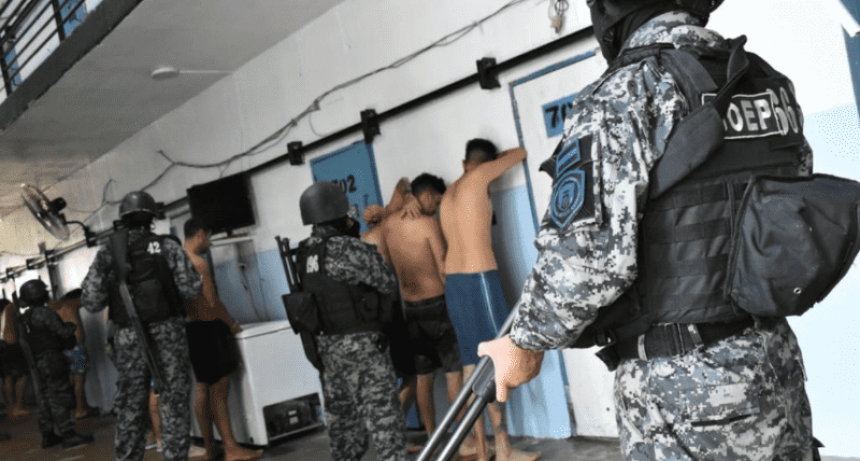 Requisa en Piñero: secuestran celulares, router y juegos de PlayStation en pabellones de alto perfil