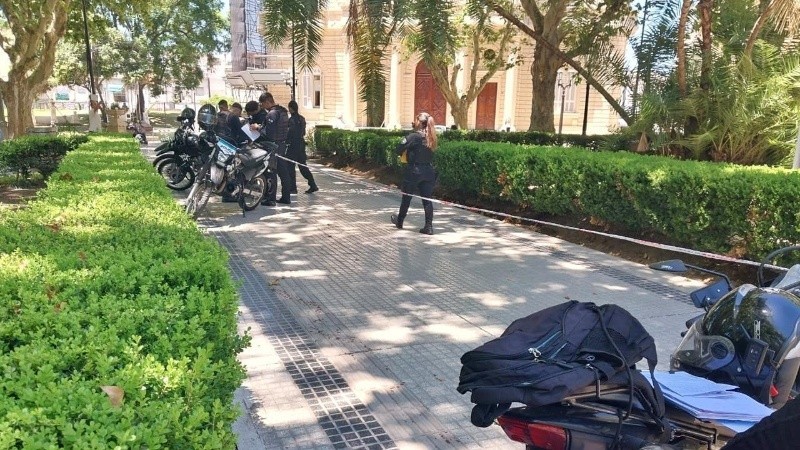 Apuñalado frente al Palacio Municipal: detuvieron al presunto agresor tras una persecución