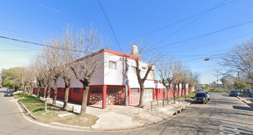 Atacan escuela en barrio Belgrano: balacera y nota mafiosa