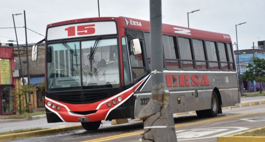 Santa Fe: Le dispararon en el pie a un chofer de la Línea 15 en un intento de robo 