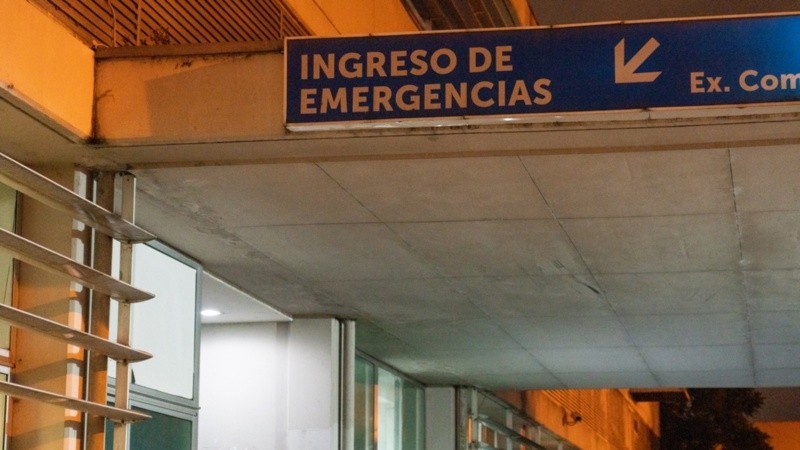 Un joven fue herido a tiros en barrio Santa Lucía y se encuentra fuera de peligro