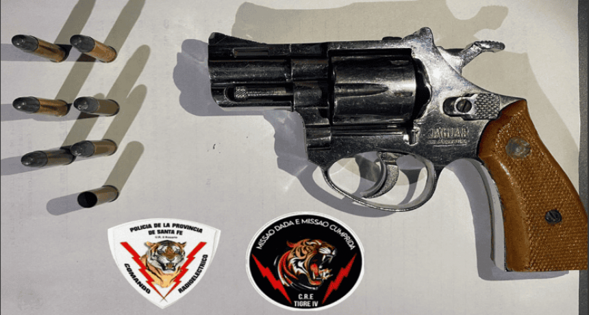 Detuvieron a un joven por amenazar a vecinos con un rev&oacute;lver tras una pelea barrial