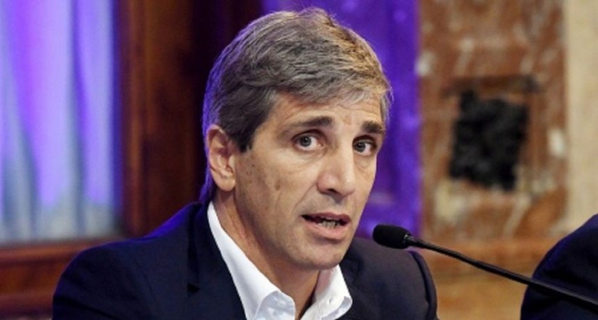 Milei le otorgó el control de los fondos fiduciarios a Caputo