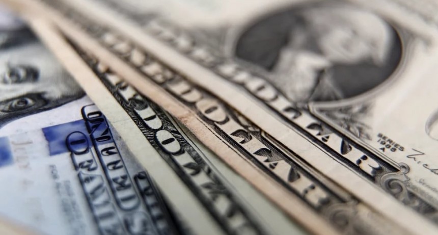Gobierno argentino no tiene prisa por levantar el cepo al dólar