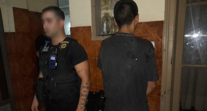 Detienen a pasajero que amenazaba al chofer del colectivo con matar a policías y colectiveros