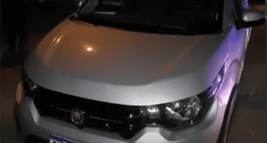 Le robaron el auto con su celular, lo ubicaron por GPS y, tras una persecución policial, lo recuperó