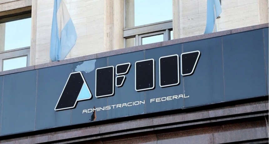 Afip establece control sobre transferencias bancarias de bajo monto (+200k)