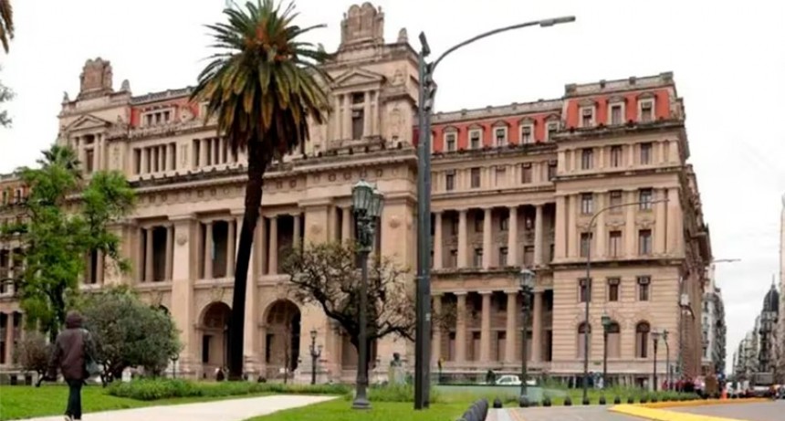 Falsa amenaza de bomba en Tribunales de Capital Federal.