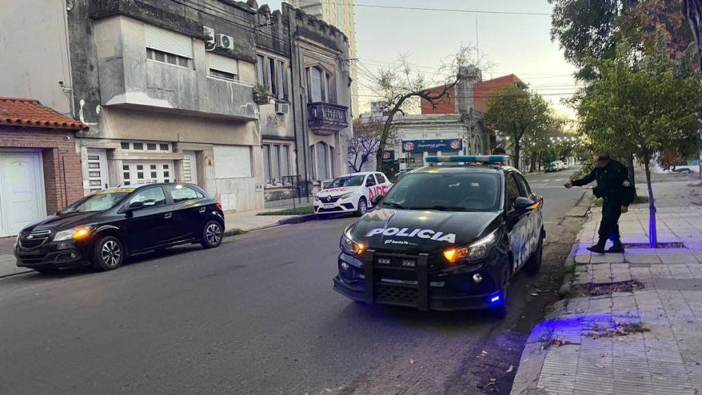 Santa Fe: Entró a robar en dos casas, tomó de rehén a una mujer y fue detenido en pleno centro