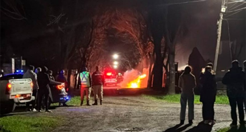 Ricardone bajo tensión por la quema intencional de cinco autos en tres días