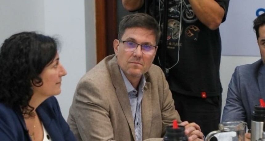 Santa Fe extiende el programa Asistencia Perfecta a docentes privados