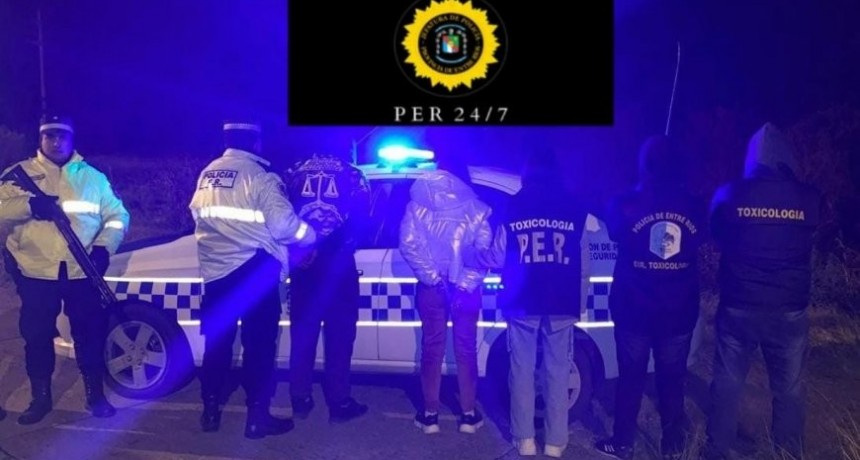 Detienen a pareja con cocaína valuada en 3 millones de pesos en la autovía 14