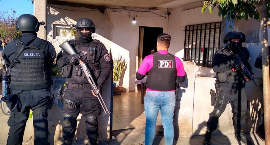 Desarticulan banda de narcotraficantes de zona oeste con la ayuda de un policía encubierto