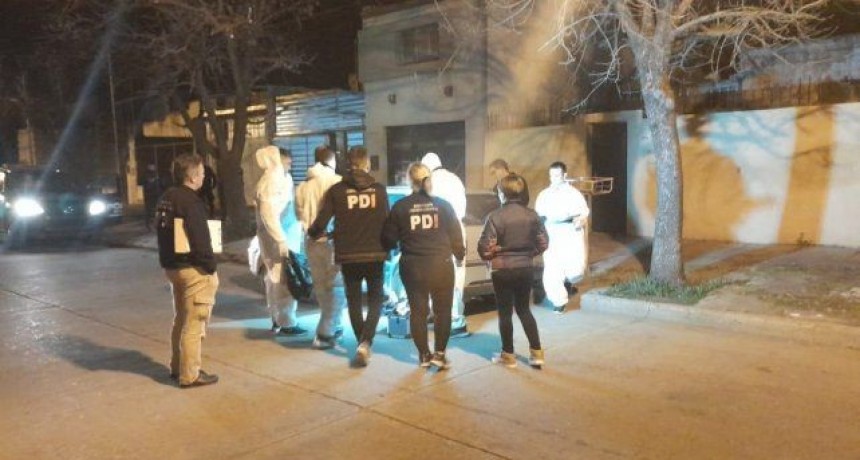 Hallan hombre asesinado y calcinado en Sauce Viejo, y luego hallan su auto abandonado por una pareja