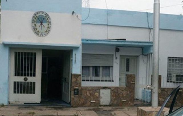 Atacan con fuego un supermercado y dejan una amenaza en Villa Gobernador Gálvez