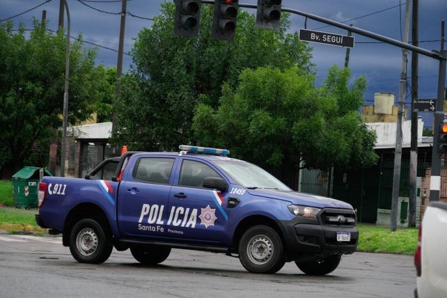 Intentaron robarle la gorra y le dispararon: un joven herido en zona sudoeste