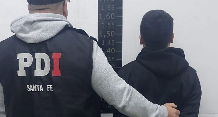 Villa Gobernador Gálvez: Joven en terapia intensiva tras ser atacado por su cuñado con un caño de metal