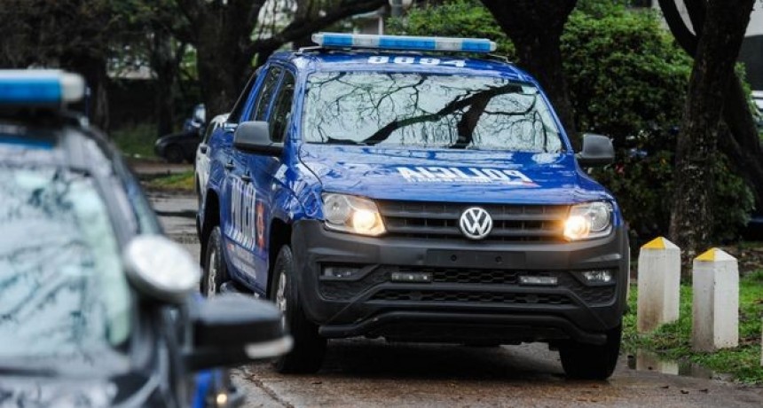 Barrio Tablada: Roban un auto tras encañonar a su dueño