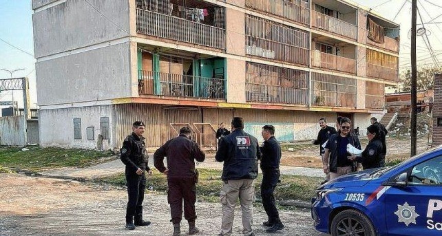 Santa Fe: Mujer de 26 años baleada frente a la base central de seguridad de la GSI