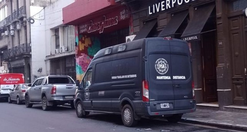 Allanamiento por una causa de narcotráfico en pleno centro rosarino