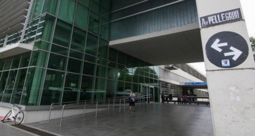 Una mujer denunció que su ex la mantuvo cautiva y la atacó con ácido