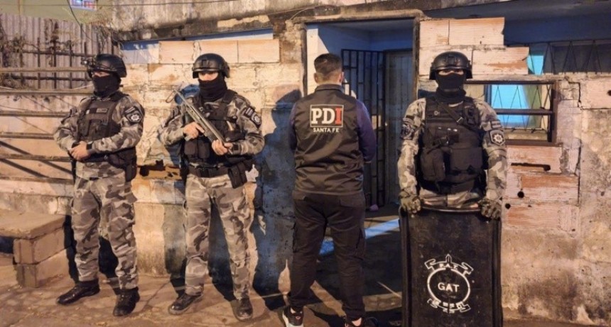 Detienen a dos hombres por venta de drogas cerca del Apeadero Sur