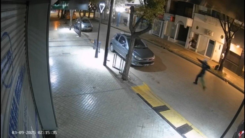 Tiros en el centro de Casilda: investigan a tres jóvenes filmados en una persecución