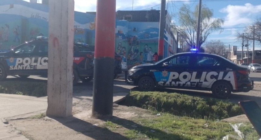 Un joven fue baleado en Las Flores Sur y trasladado grave al Heca