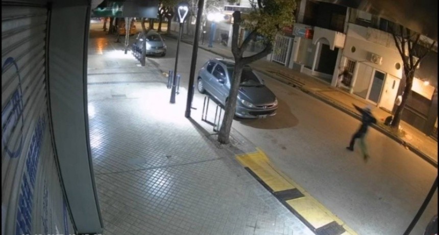 Tiros en el centro de Casilda: investigan a tres jóvenes filmados en una persecución