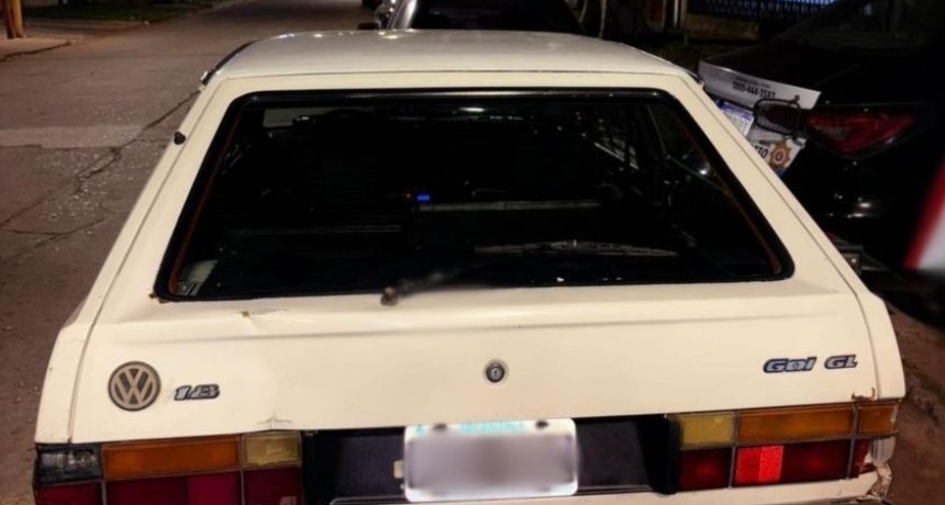 Intentó atropellar a su expareja en Baigorria y terminó detenido tras una persecución