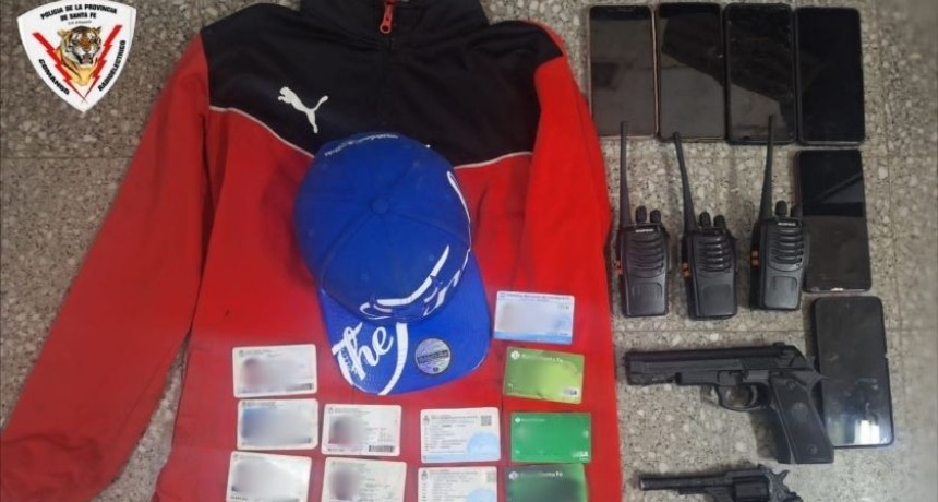 Detuvieron a una banda que usaba Uber moto como señuelo para robar