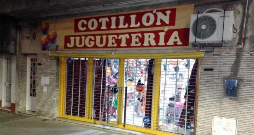Adolescente detenido tras intento de robo a cotillón en Zona Sur
