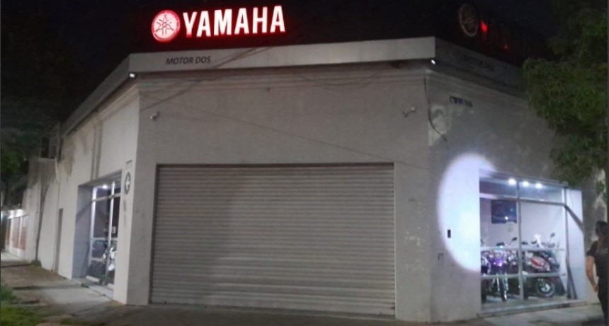 Detuvieron a dos menores que balearon un local de repuestos en la zona oeste de Rosario