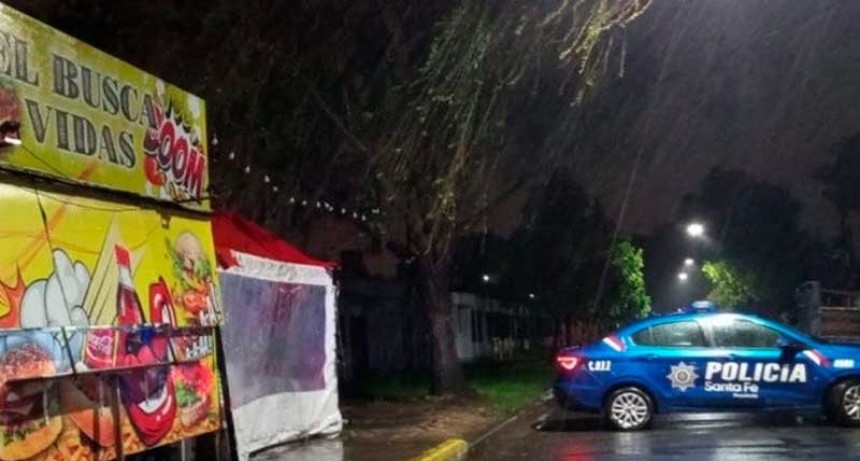 Joven asesinado a tiros en carrito de comidas en zona oeste