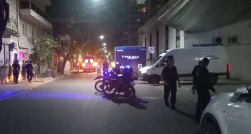 Violenta incursión en Hospital Provincial: policía asesinado y enfermera herida